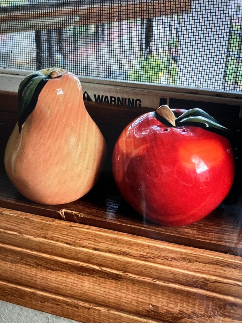 Ceramic vintage Red Apple and Cream Pear Salt & Pepper Shakers